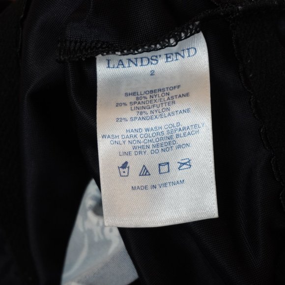 Lands' End Black and White Floral Adjustable Strap Swim Top Size‎ 2 - Picture 8 of 8